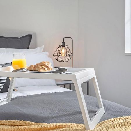 Luxury Serviced Apartments Stevenage, Hertfordshire Kültér fotó