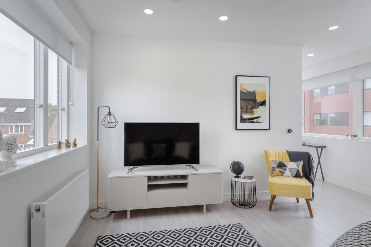Luxury Serviced Apartments Stevenage, Hertfordshire Kültér fotó
