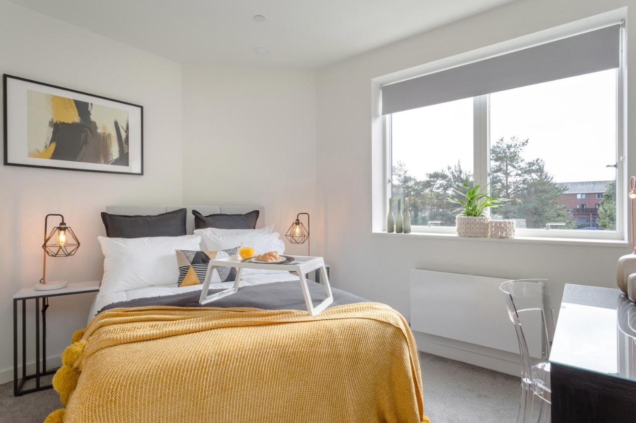 Luxury Serviced Apartments Stevenage, Hertfordshire Kültér fotó